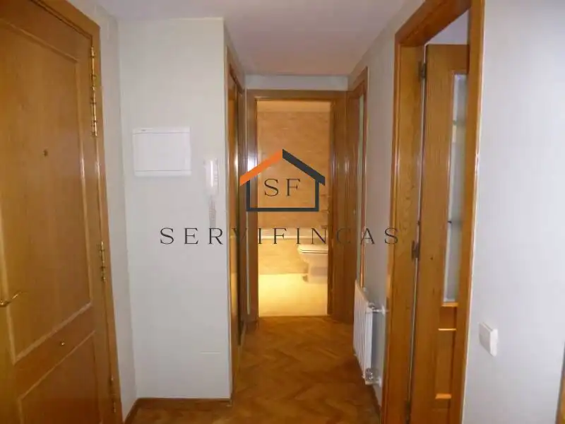 Apartament de lloguer en Madrid amb Calefacció, Parquet i Piscina comunitària