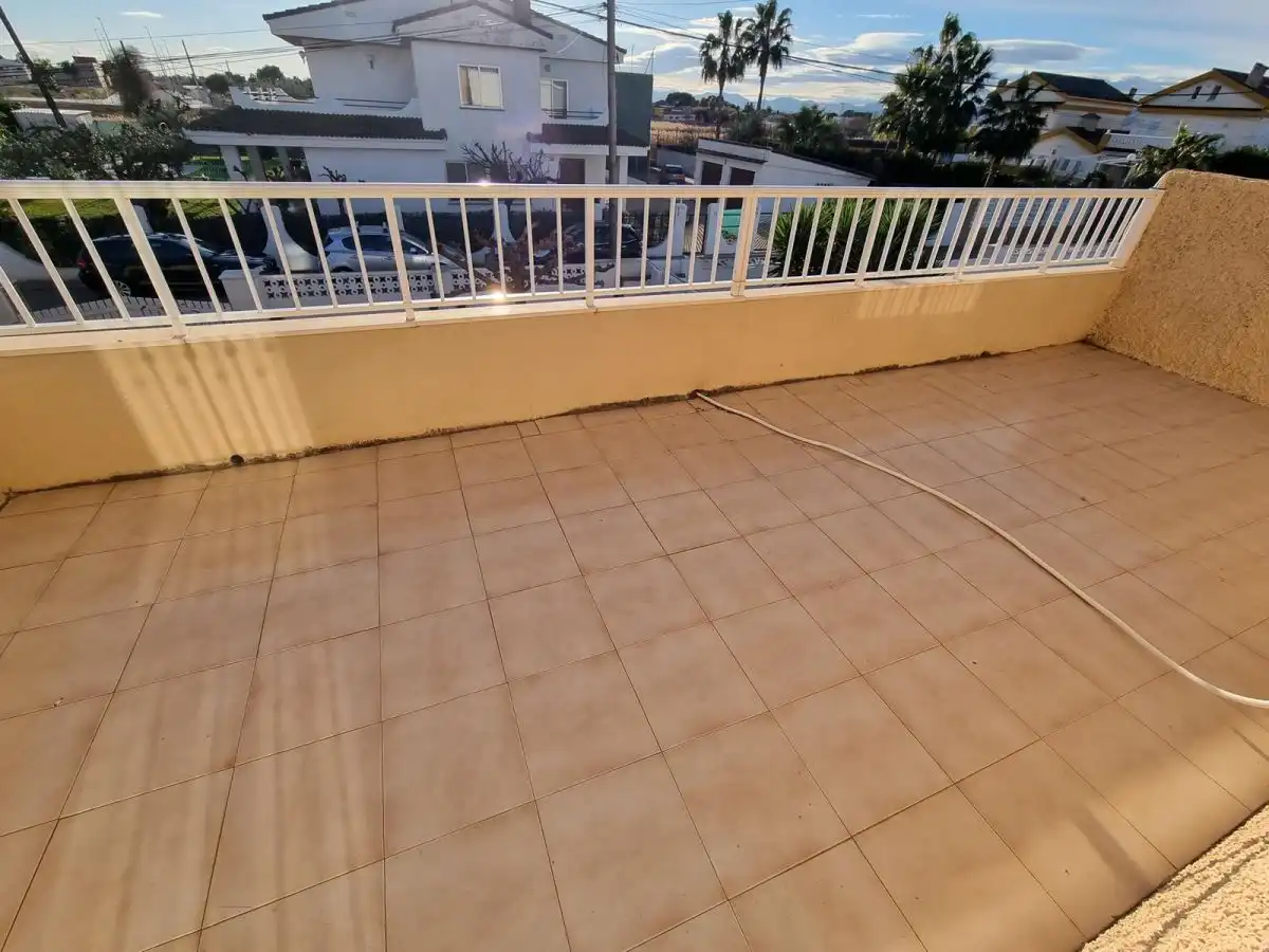 Terrassa de Casa o xalet en venda en Castellón de la Plana / Castelló de la Plana amb Aire condicionat, Calefacció i Terrassa