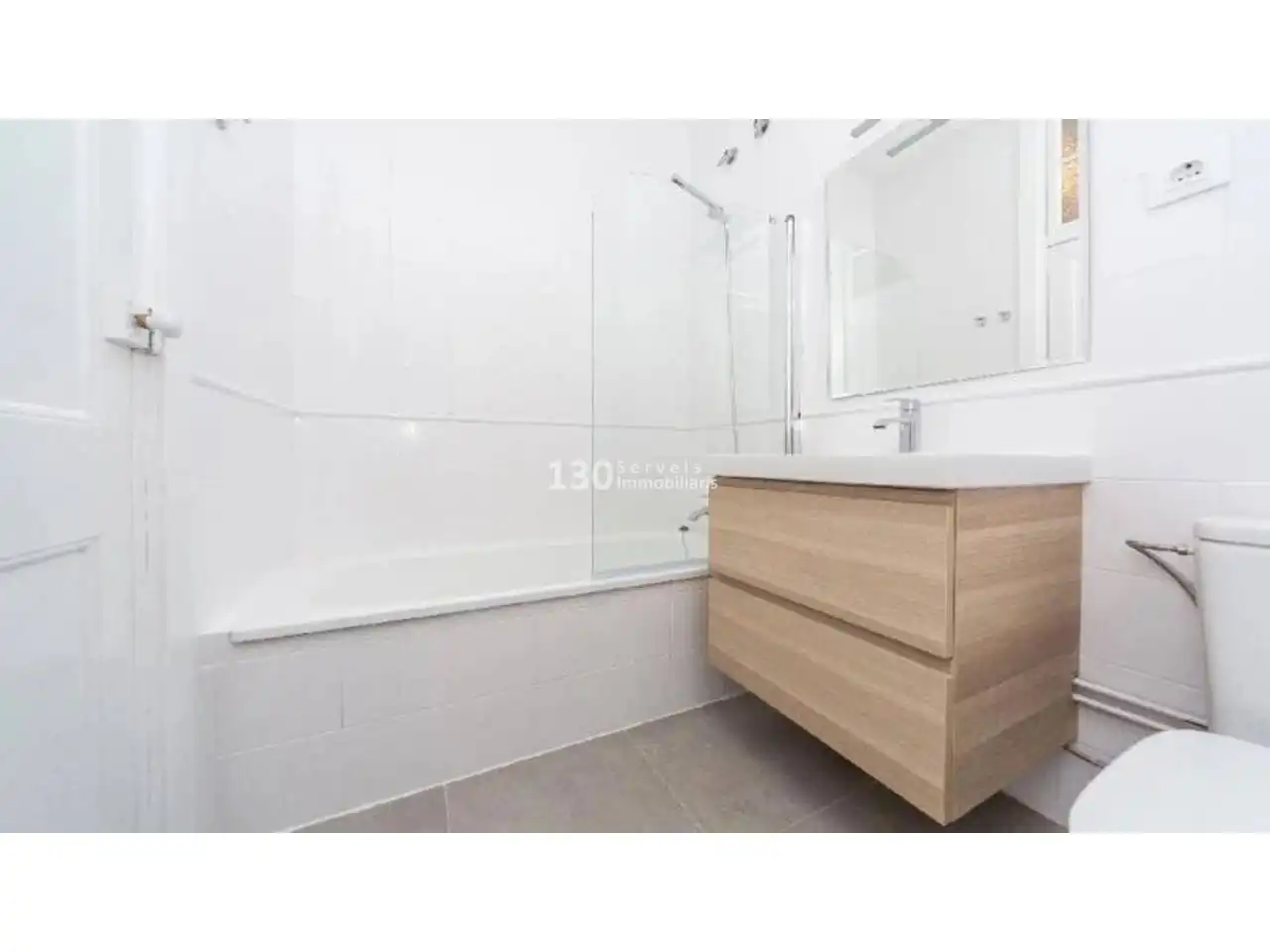 Flat with garden for sale in Calle Vallirana, imagen 5