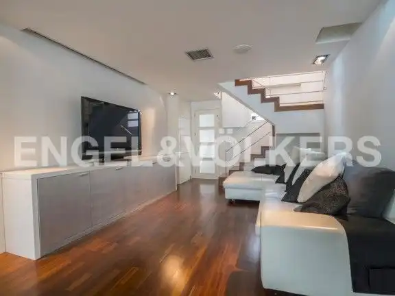 Ático en venta en Calle General Primo de Rivera, 8, Barrio del Centro