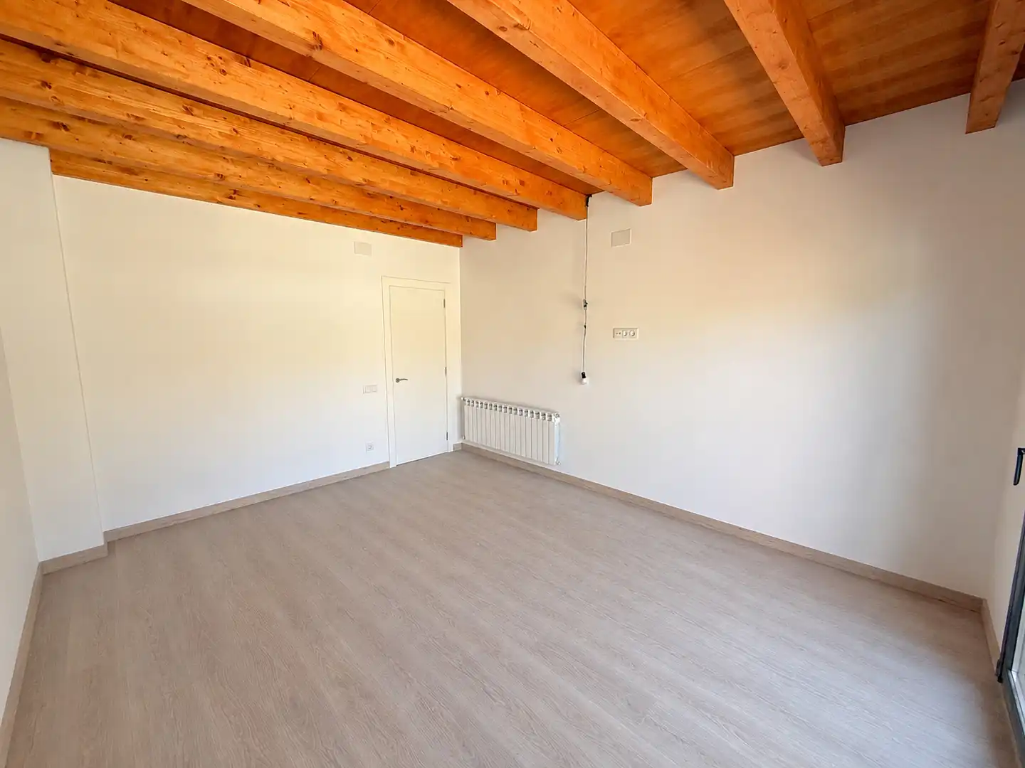 Casa adosada en venda en Manlleu amb Calefacció, Parquet i Forn