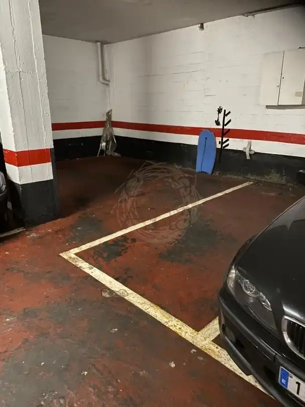 Parkplatz von Garage zum Verkauf in Bilbao 