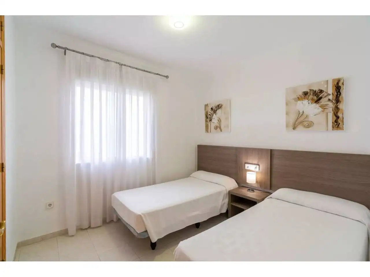 Habitación de Casa adosada en venta en Calpe / Calp con Aire acondicionado, Terraza y Amueblado