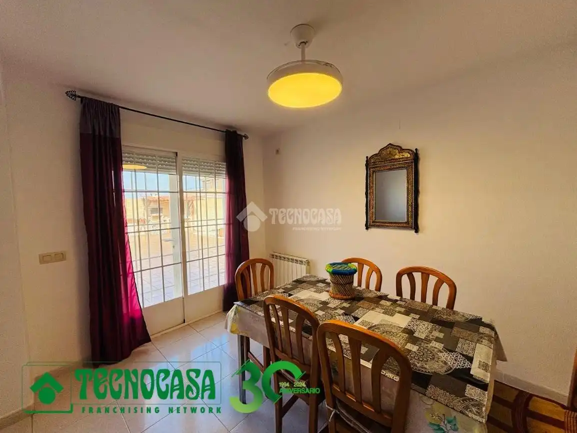Casa aparellada amb terrassa en venda a Magán, imagen 7