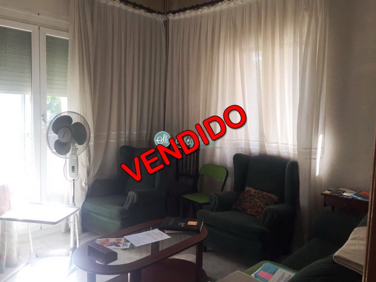 Sala de estar de Piso en venta en Segovia Capital con Trastero y Balcón