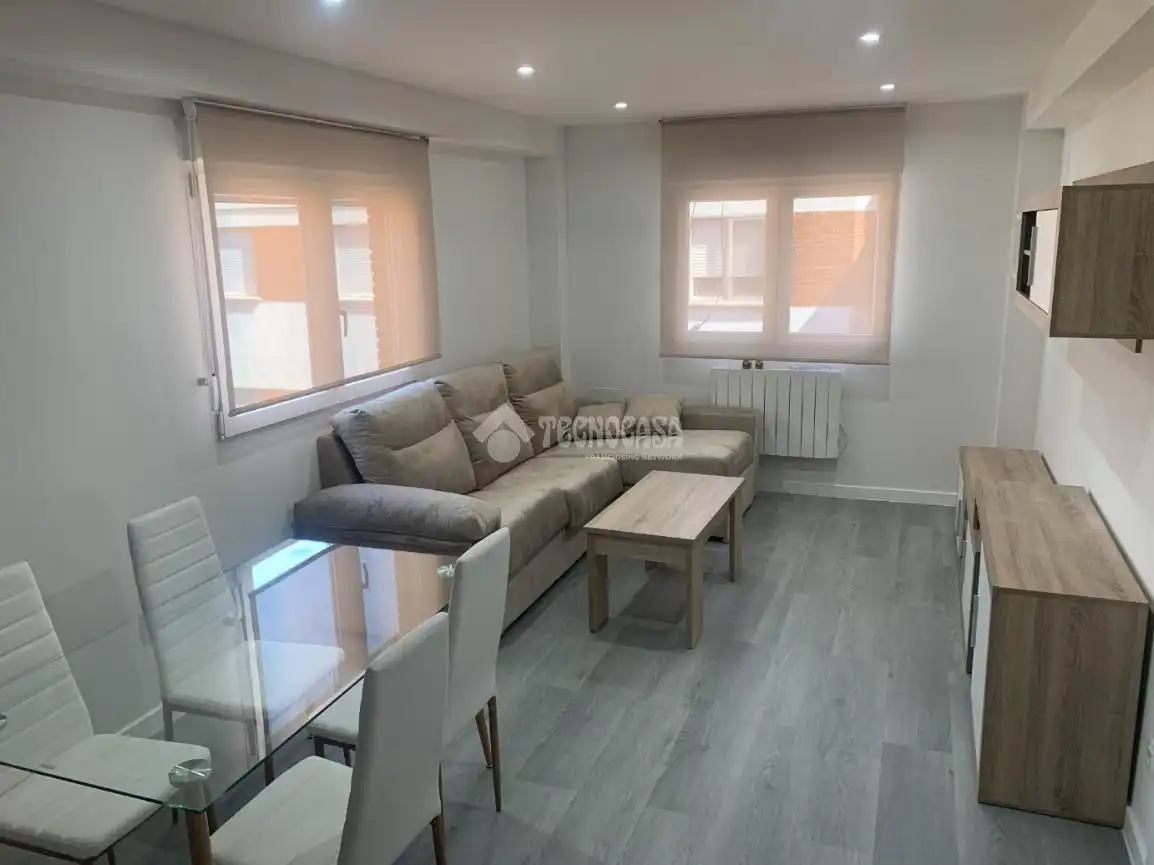 Living room of Flat for rent in Santa Marta de Tormes  with Heating