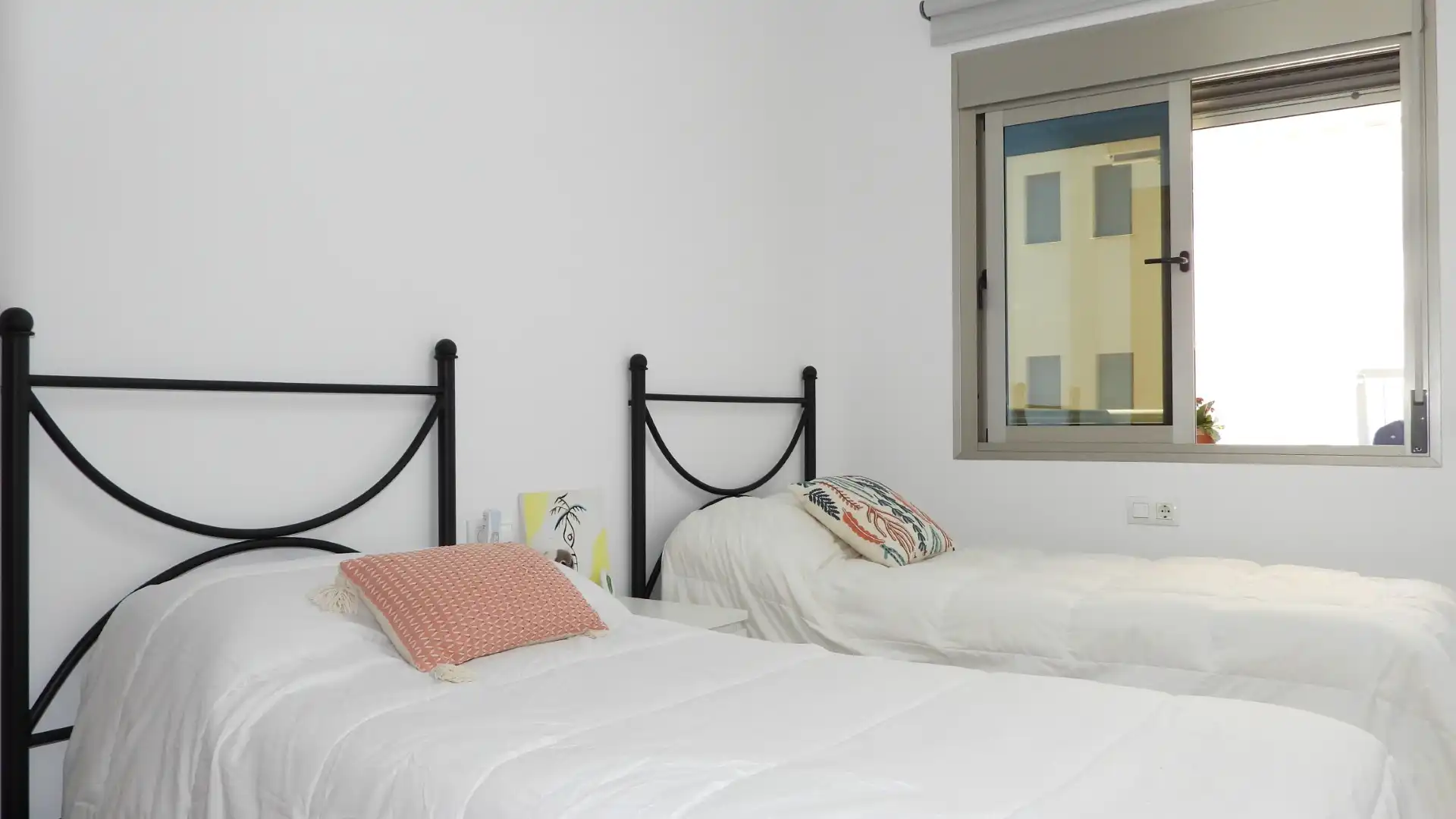 Dormitori de Apartament en venda en La Manga del Mar Menor amb Aire condicionat, Calefacció i Terrassa