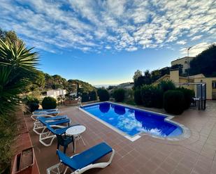 Piscina de Casa adosada en venda en Tossa de Mar amb Calefacció, Terrassa i Moblat
