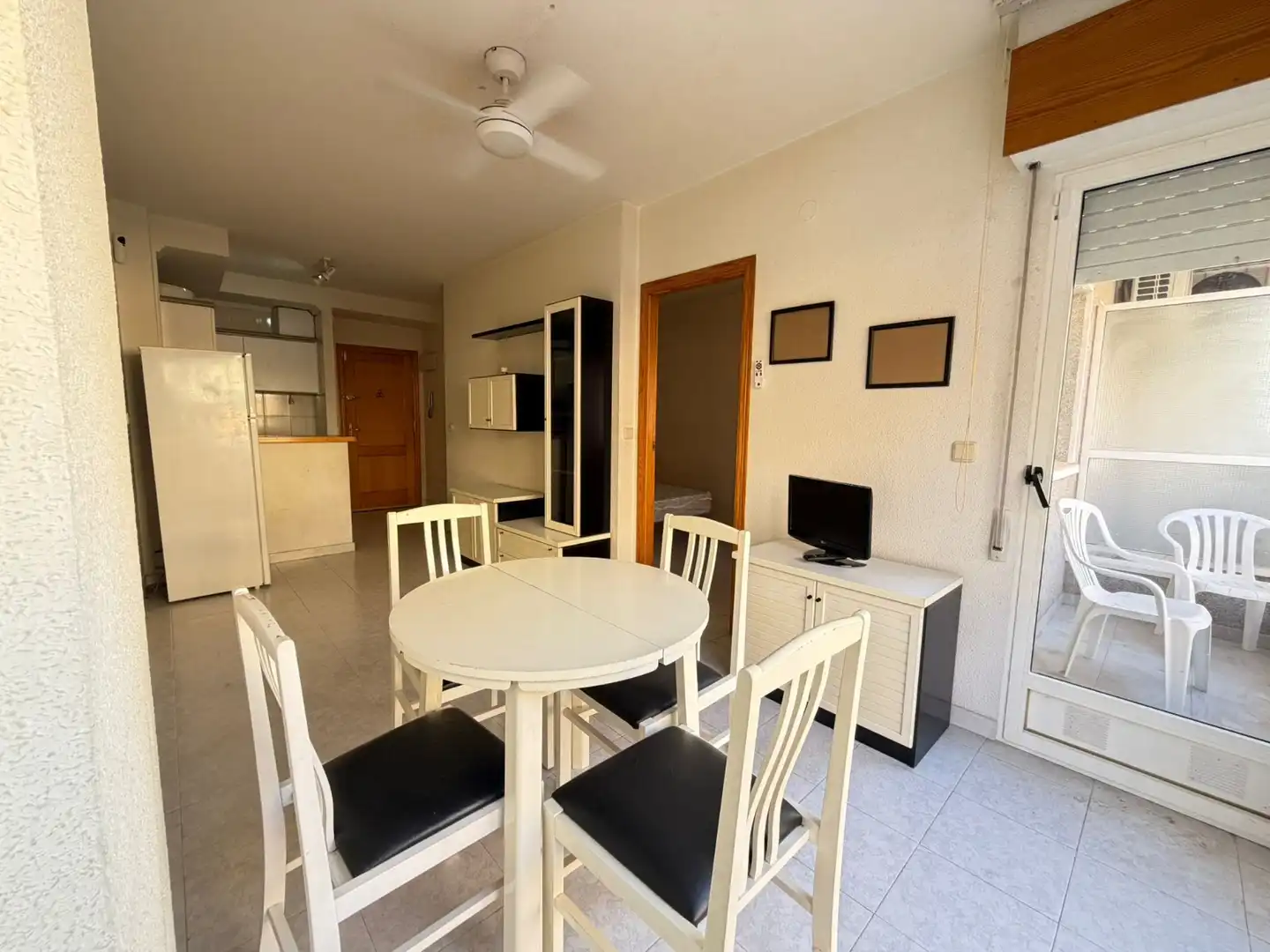 Dining room of Flat for sale in Torrevieja  with Terrace, Furnished and Washing machine
