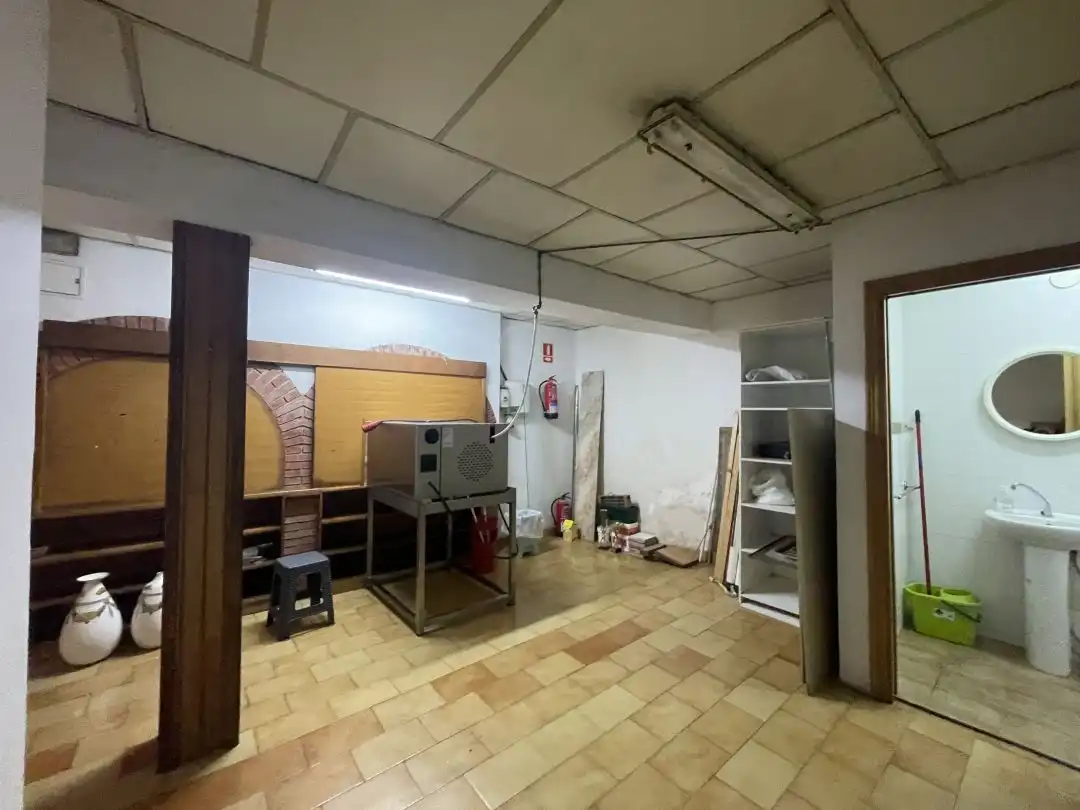 Local comercial en alquiler en San Frantzisko Kalea, imagen 7