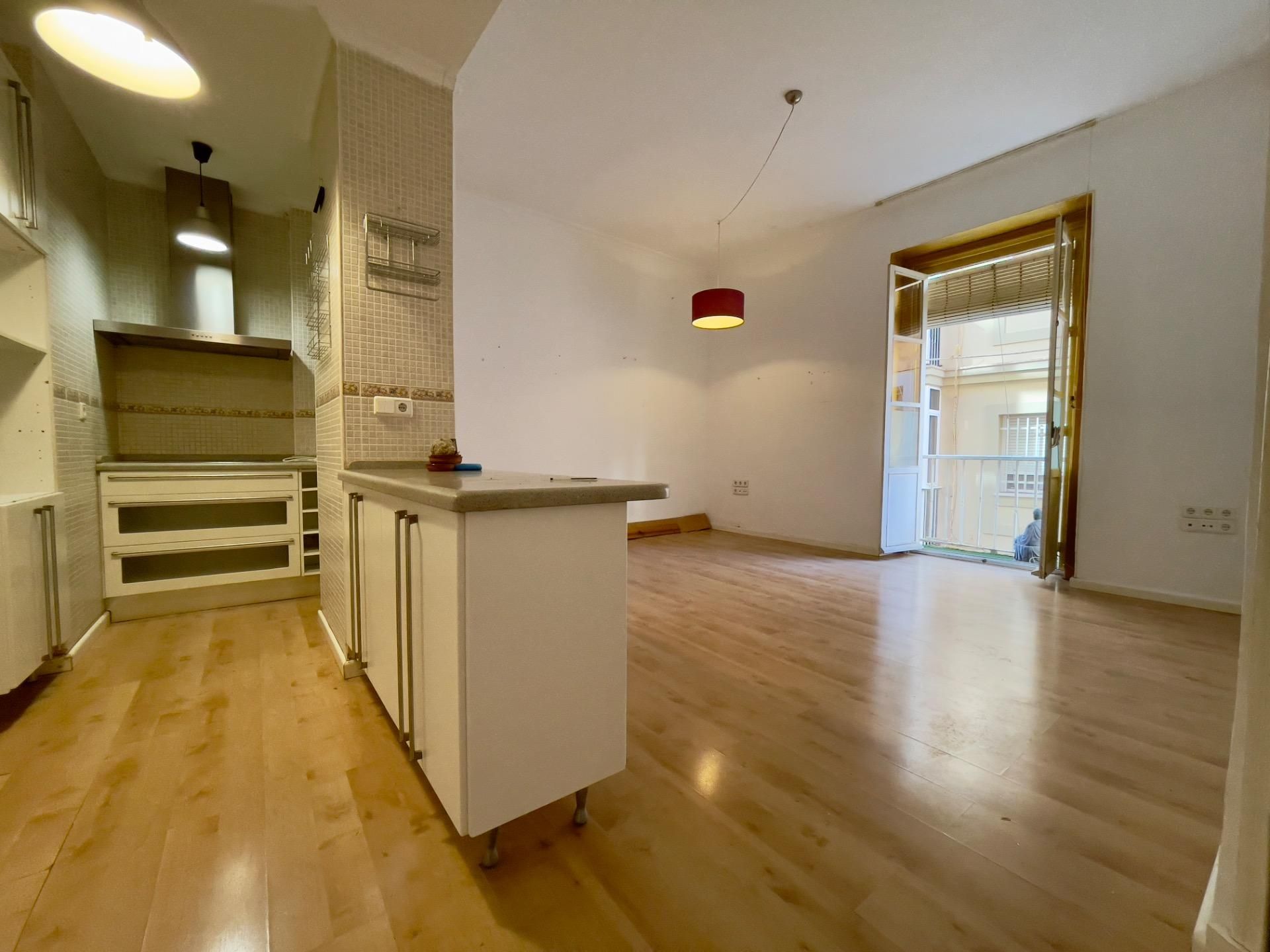 Flat for sale in Calle De la rosa , La Caleta - La Viña