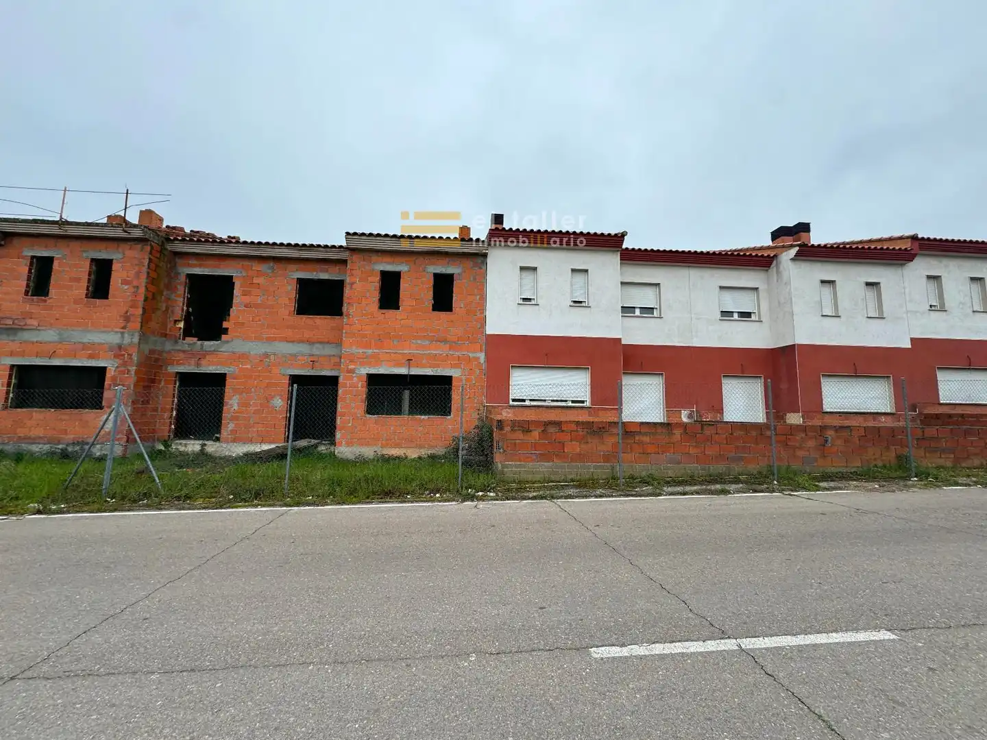 Vista exterior de Casa adosada en venda en Fuentes de Oñoro