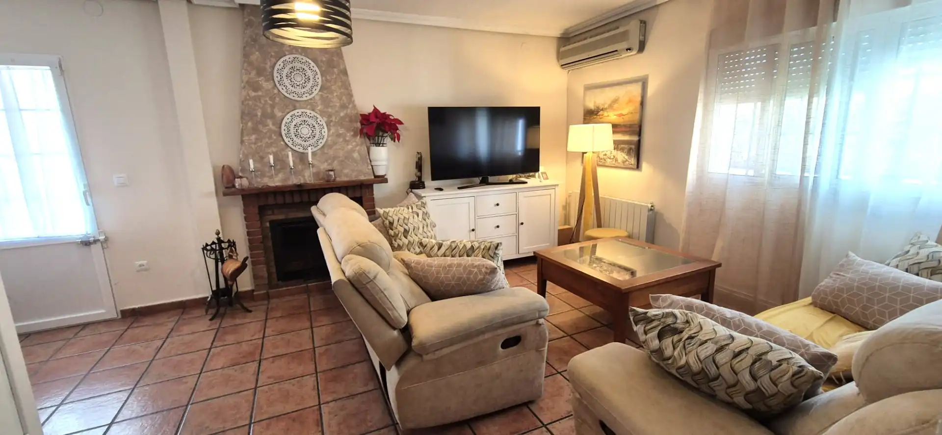 Sala d'estar de Casa o xalet en venda en Badajoz amb Aire condicionat, Calefacció i Jardí privat