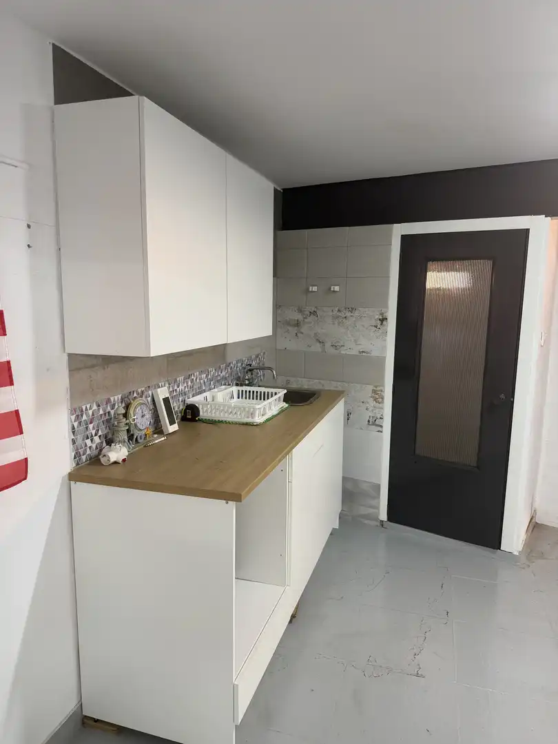Kitchen of Garage for rent in Almenara