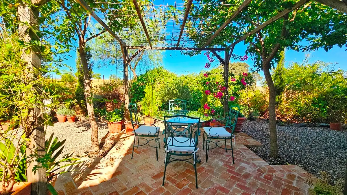 Garden of Houses for sale in El Madroño  with Air Conditioner and Private garden