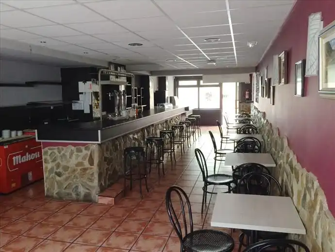 Local comercial en venta en El Carbayedo - El Quirinal, imagen 12