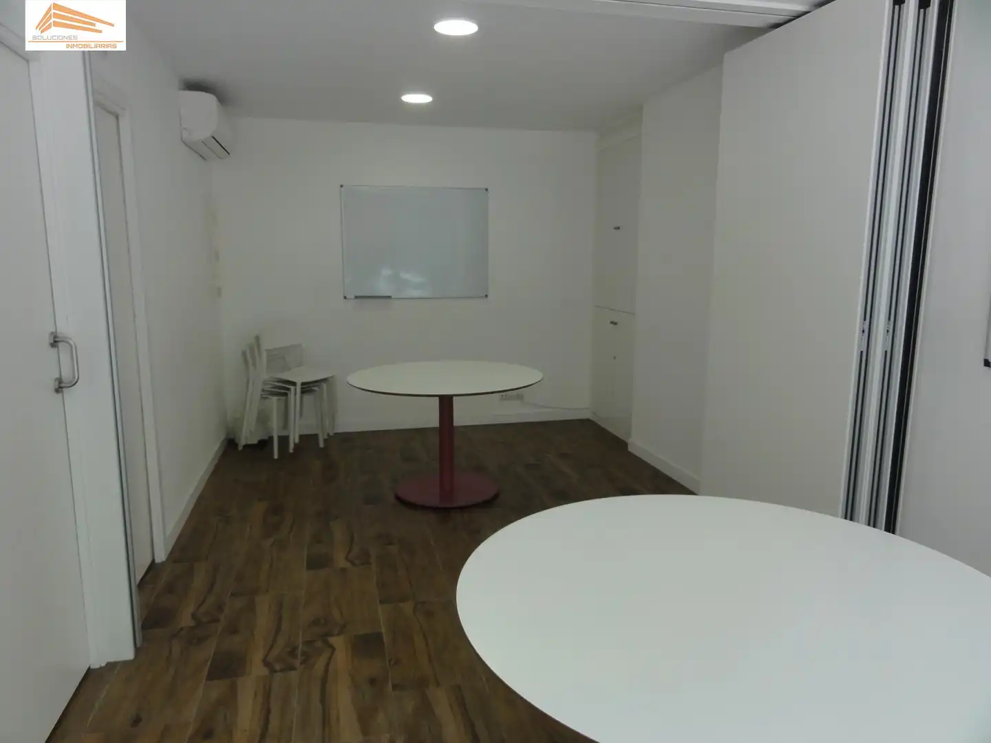Commercial properties for sale in Calle Alfonso X, Aranzana