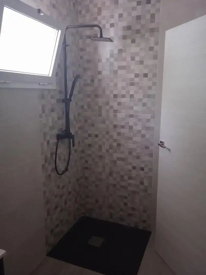 Baño de Finca rústica en venta en Zafra con Jardín privado, Trastero y Piscina