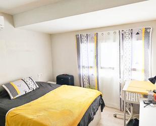 Bedroom of Flat to rent in  Valencia Capital  with Parquet flooring and Terrace