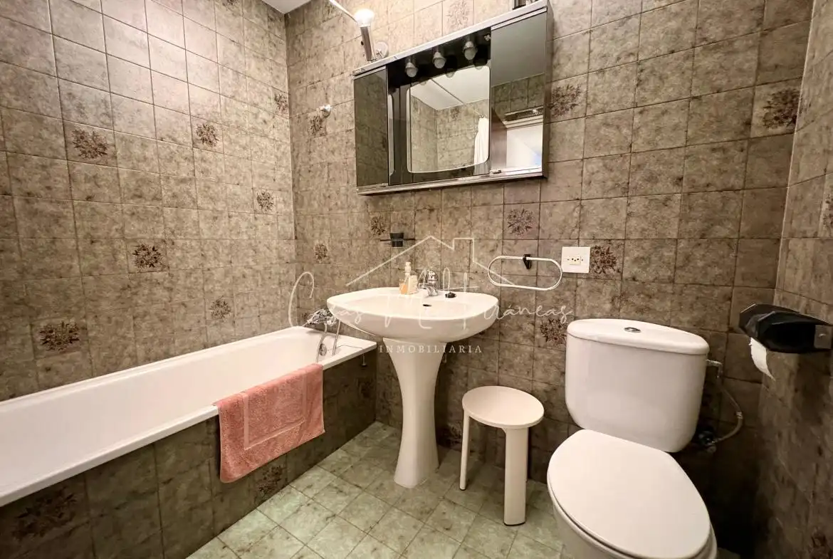 Bathroom of Flat for sale in Amposta  with Furnished and Alarm