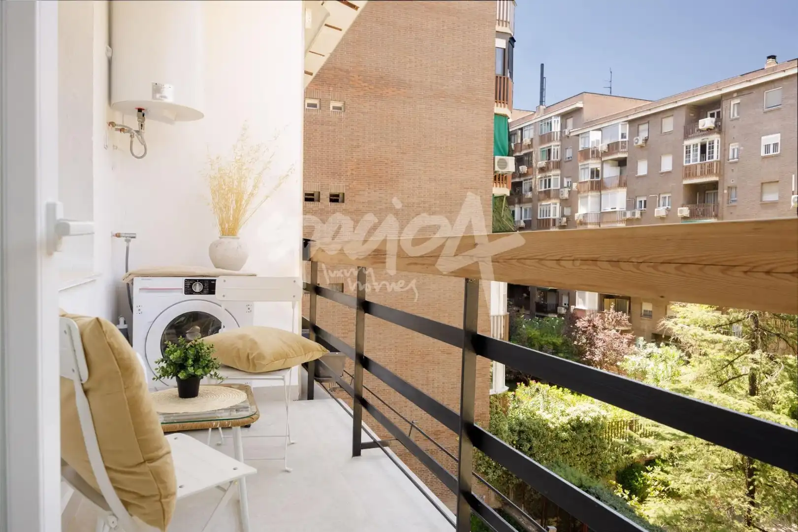 Balcony of Flat for sale in Madrid  with Air Conditioner, Heating and Terrace