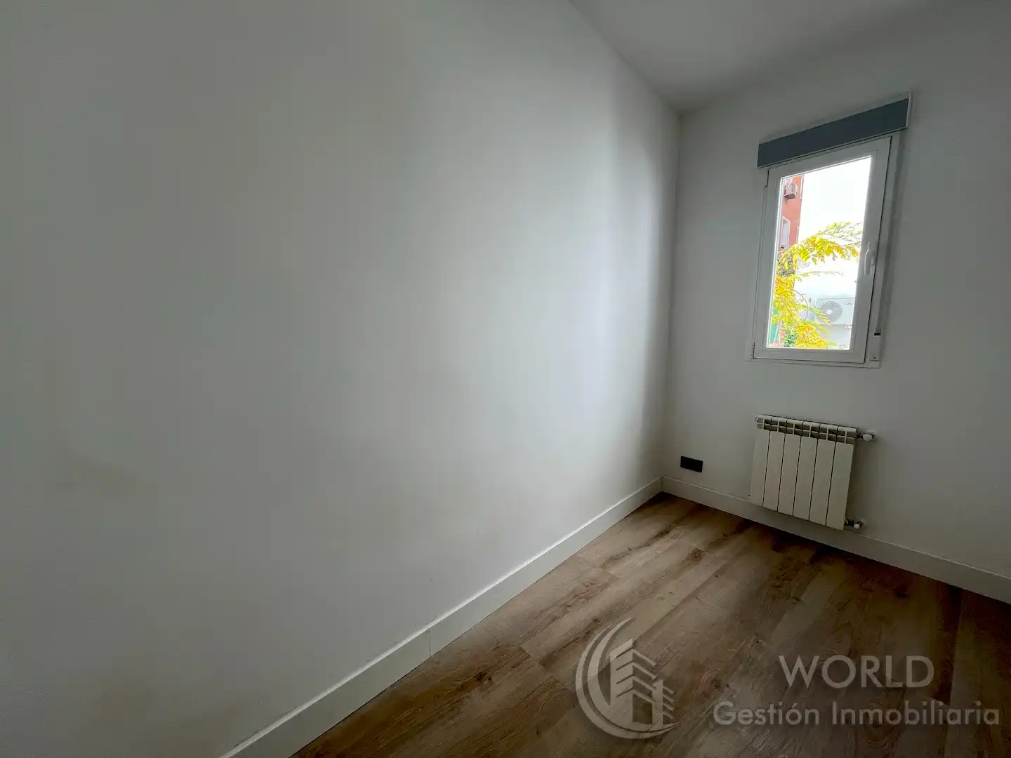 Schlafzimmer von Wohnung zum Verkauf in Madrid mit Klimaanlage, Heizung und Möbliert