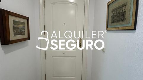 Foto 2 de Piso de alquiler en Teruel, Parque Nueva Granada,  Granada Capital