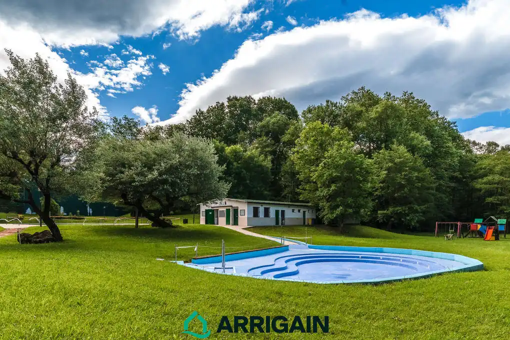 Schwimmbecken von Wohnung zum Verkauf in Irun  mit Heizung, Privatgarten und Abstellraum
