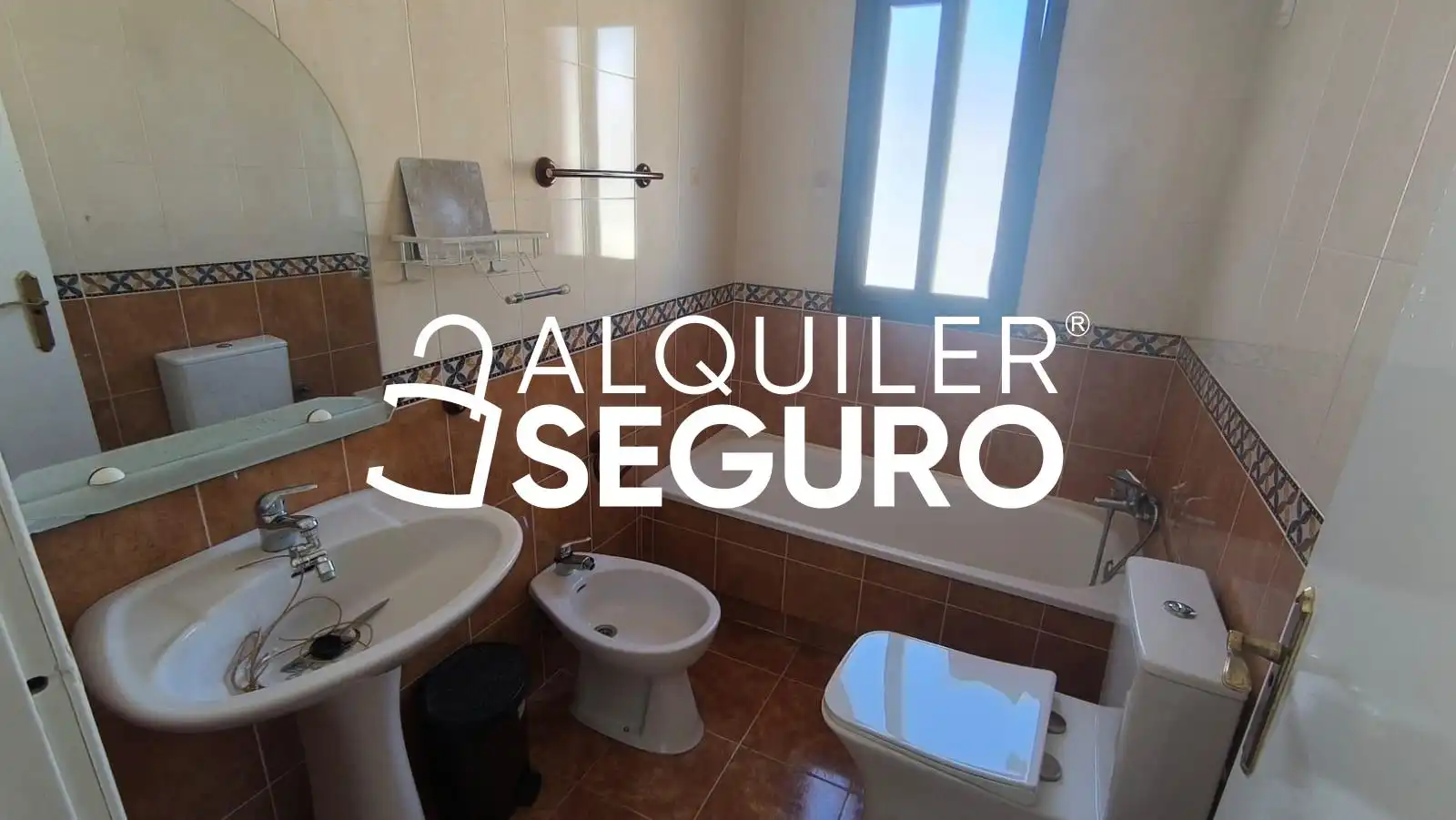 Baño de Casa o chalet de alquiler en Almensilla con Aire acondicionado y Amueblado