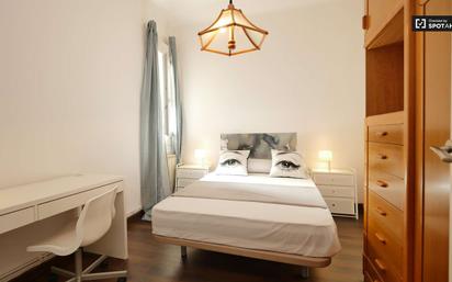 Bedroom of Flat to share in  Barcelona Capital  with Air Conditioner, Heating and Terrace