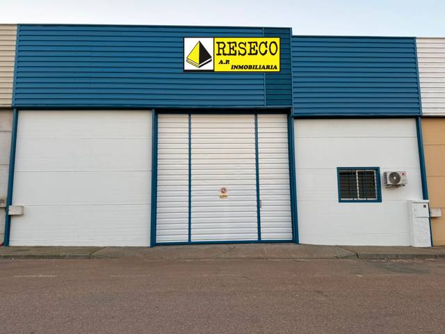 Nave industrial en Alquiler en Don Benito