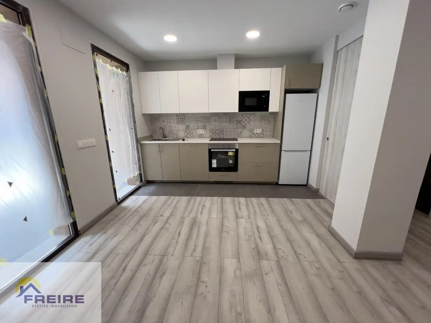 Kitchen of Flat for sale in Bueu  with Air Conditioner and Heating