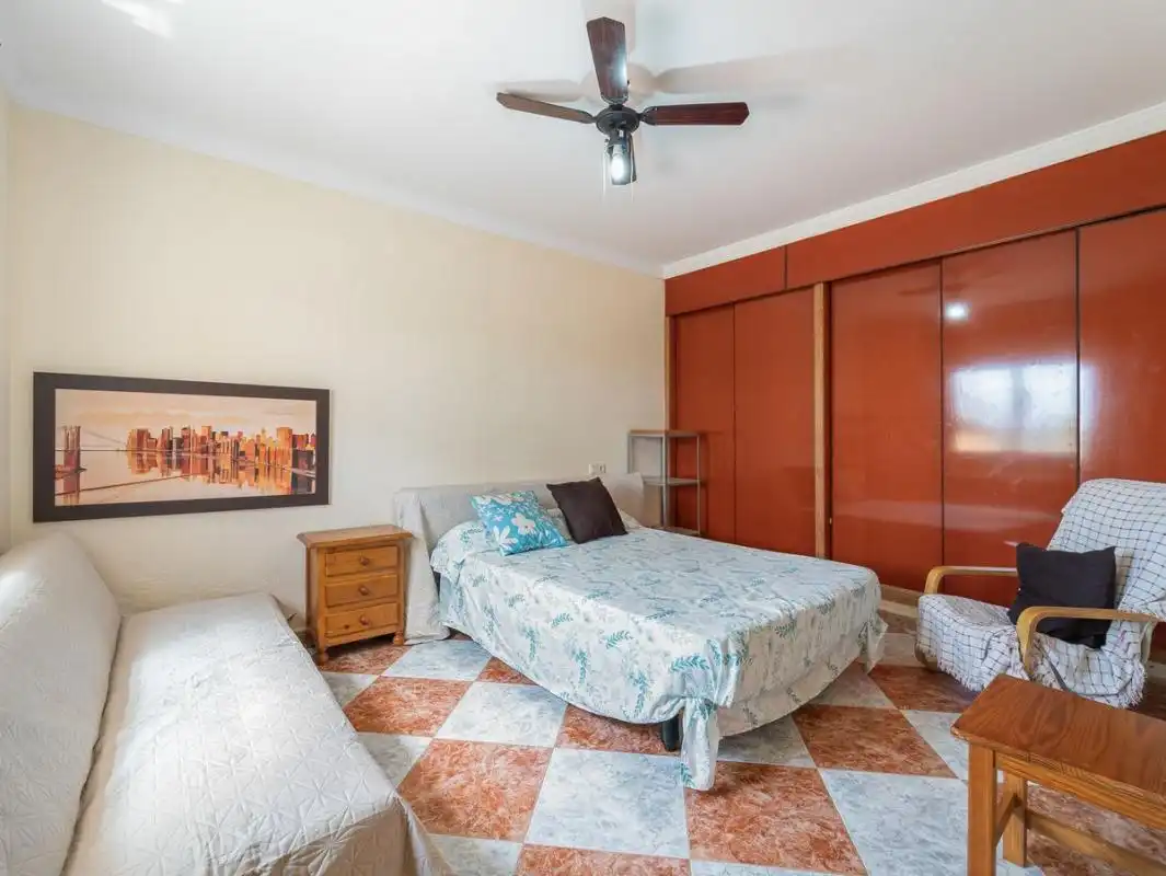 Dormitori de Casa o xalet en venda en Almogía amb Aire condicionat, Calefacció i Jardí privat