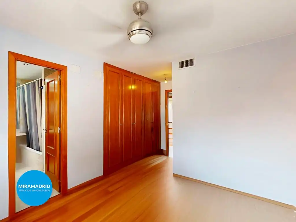 Detached homes for sale in Paracuellos de Jarama  with Air Conditioner and Swimming Pool