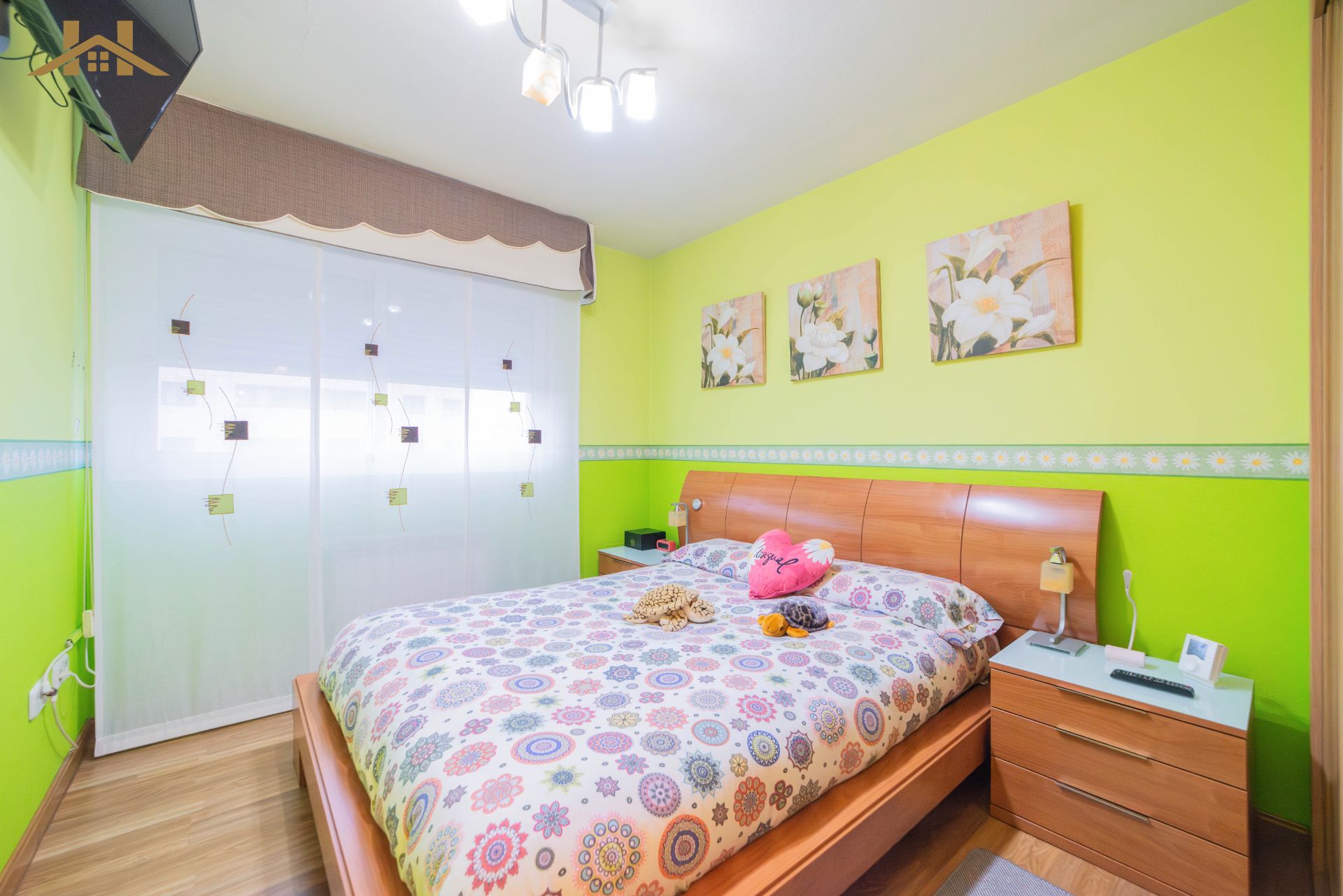 Bedroom of Flat for sale in Fuenlabrada  with Air Conditioner, Heating and Parquet flooring