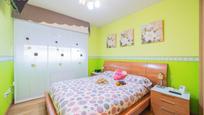 Bedroom of Flat for sale in Fuenlabrada  with Air Conditioner, Heating and Parquet flooring