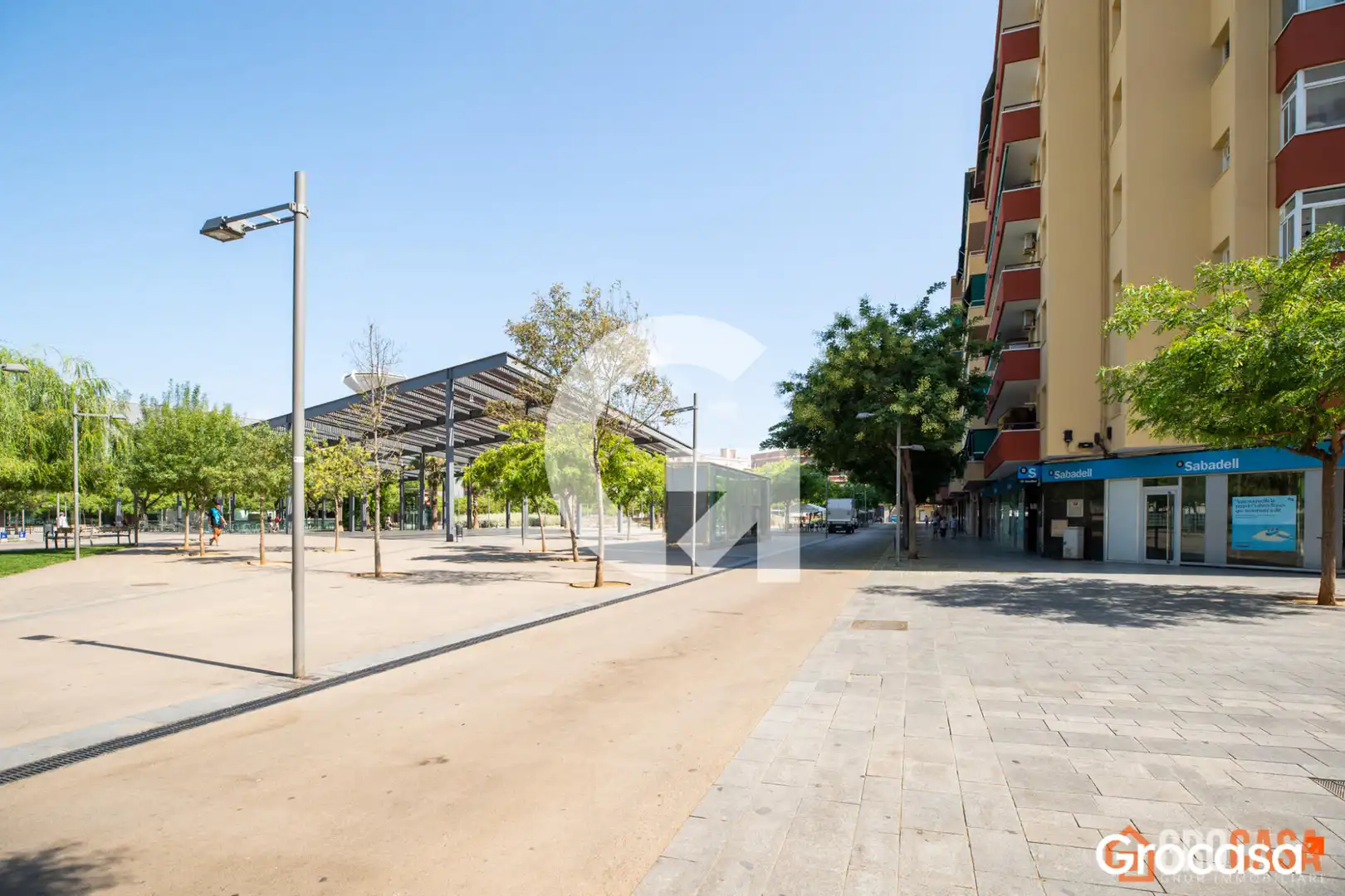 Vista exterior de Local en venta en El Prat de Llobregat con Aire acondicionado