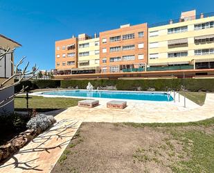 Piscina de Apartament de lloguer en Málaga Capital amb Rentadora i Piscina comunitària
