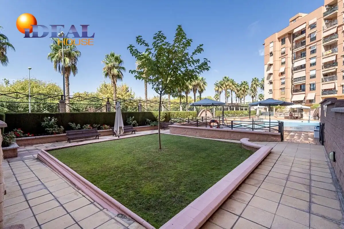 Rez-de-chaussée avec piscine à vendre à Calle PDTA RAFAEL GAGO PALOMO 9, imagen 3
