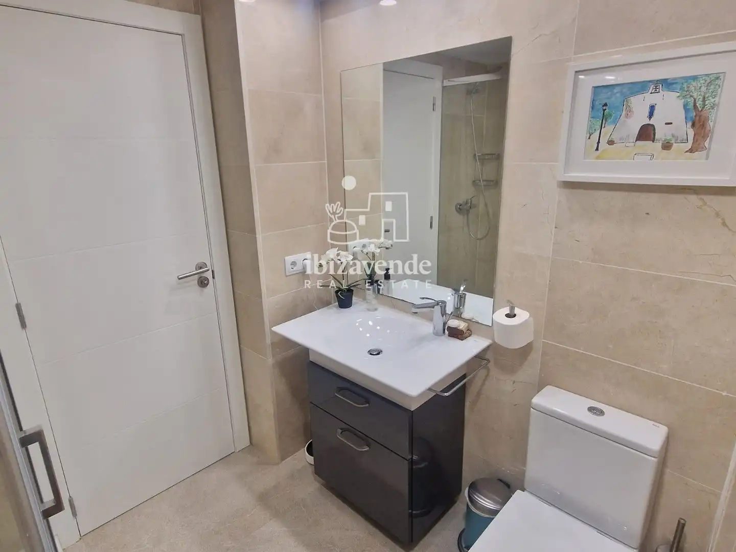 Baño de Dúplex en venta en Santa Eulària des Riu con Aire acondicionado, Terraza y Piscina