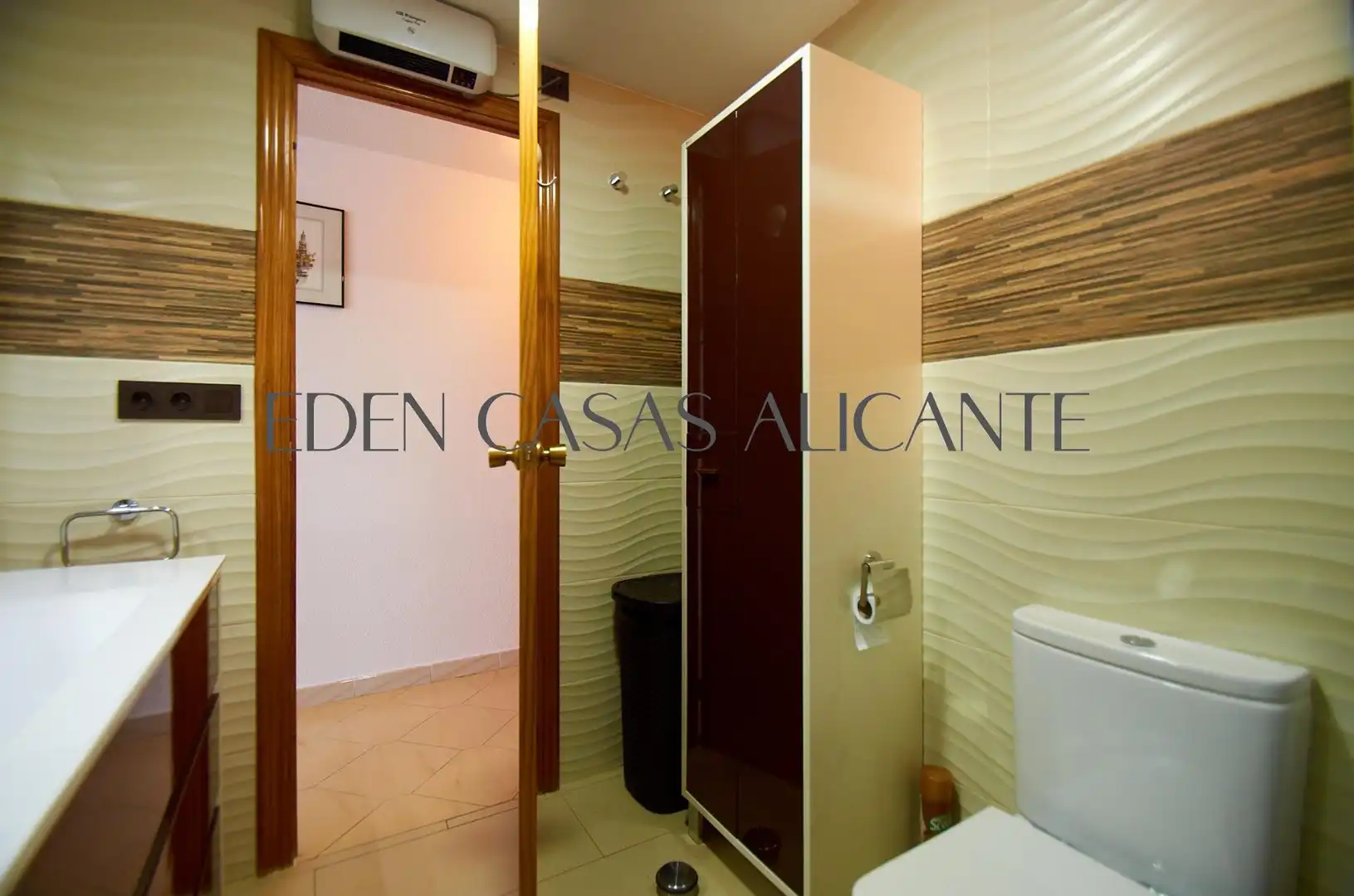 Bathroom of Flat for sale in El Campello  with Air Conditioner, Heating and Private garden