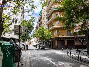Pis amb ascensor en venda a Calle PINTOR LOPEZ MEZQUITA