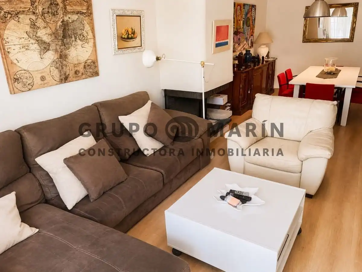 Casa aparellada amb jardí en venda a Carrer de Sant Miquel, imagen 11