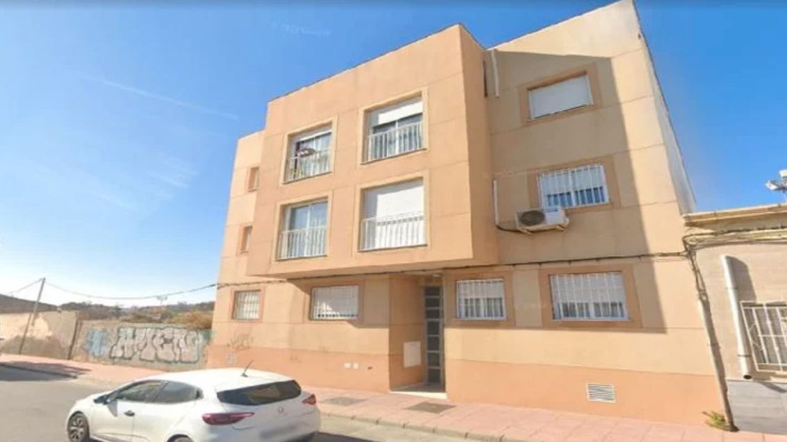 Vista exterior de Piso en venta en  Almería Capital