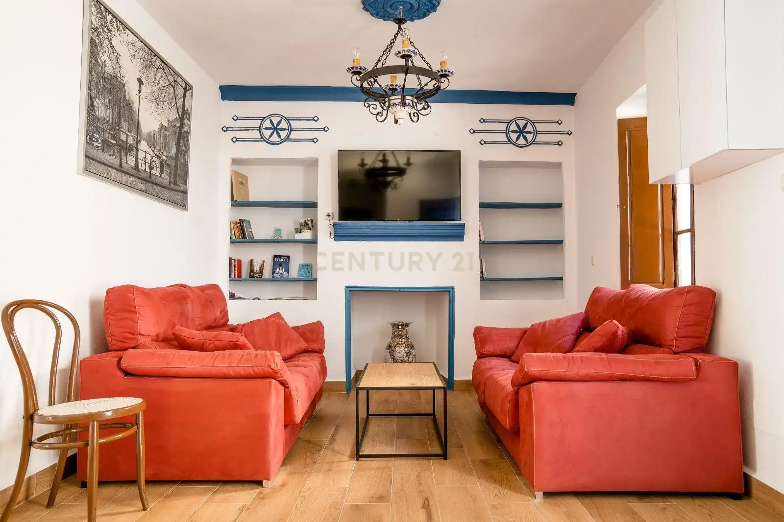 Sala d'estar de Casa o xalet de lloguer en Yunquera amb Aire condicionat, Jardí privat i Traster