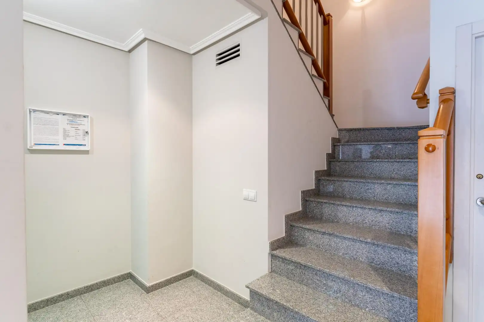 Ático con ascensor en venta en de Cristòfor Colom, imagen 5