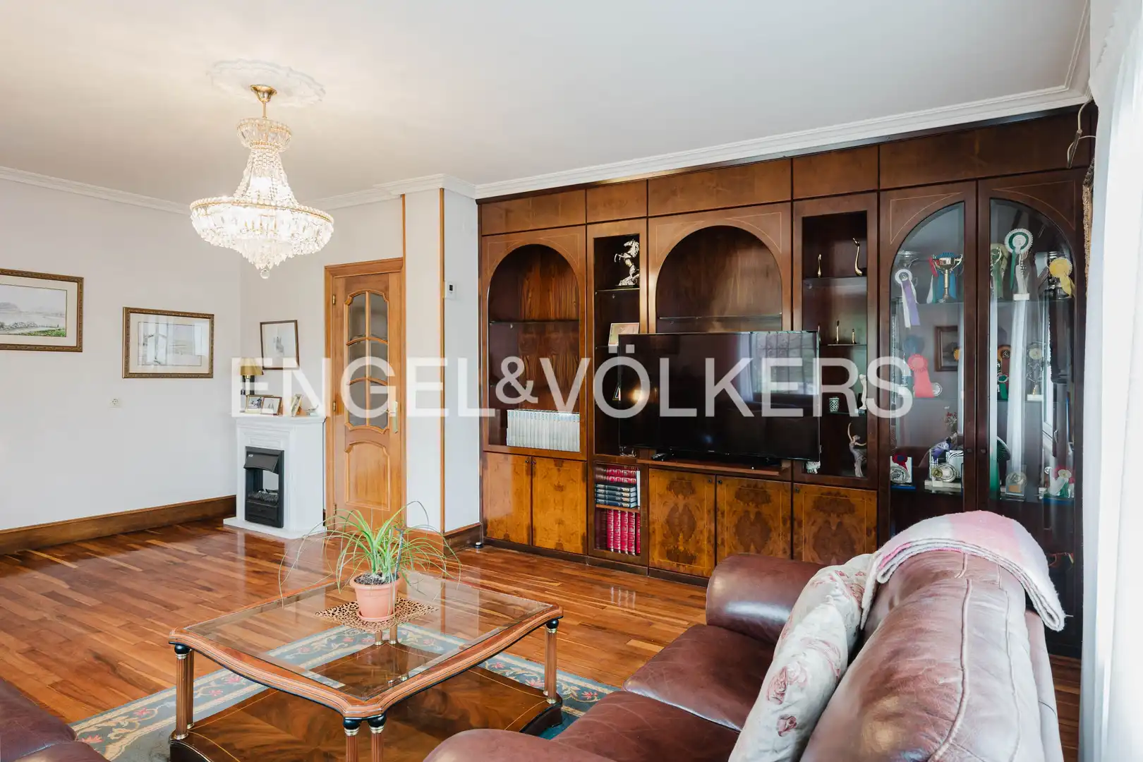 Living room of Houses for sale in Donostia - San Sebastián   with Air Conditioner, Heating and Private garden