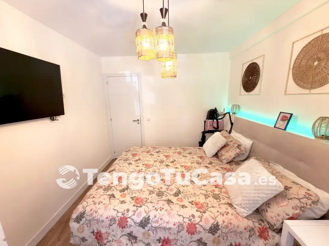 Schlafzimmer von Wohnung zum Verkauf in Madrid mit Klimaanlage, Heizung und Möbliert