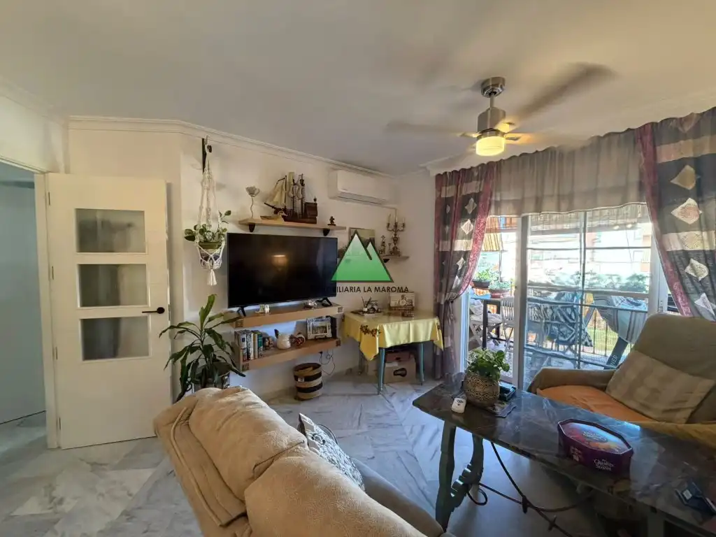 Living room of Flat for sale in Vélez-Málaga  with Community pool