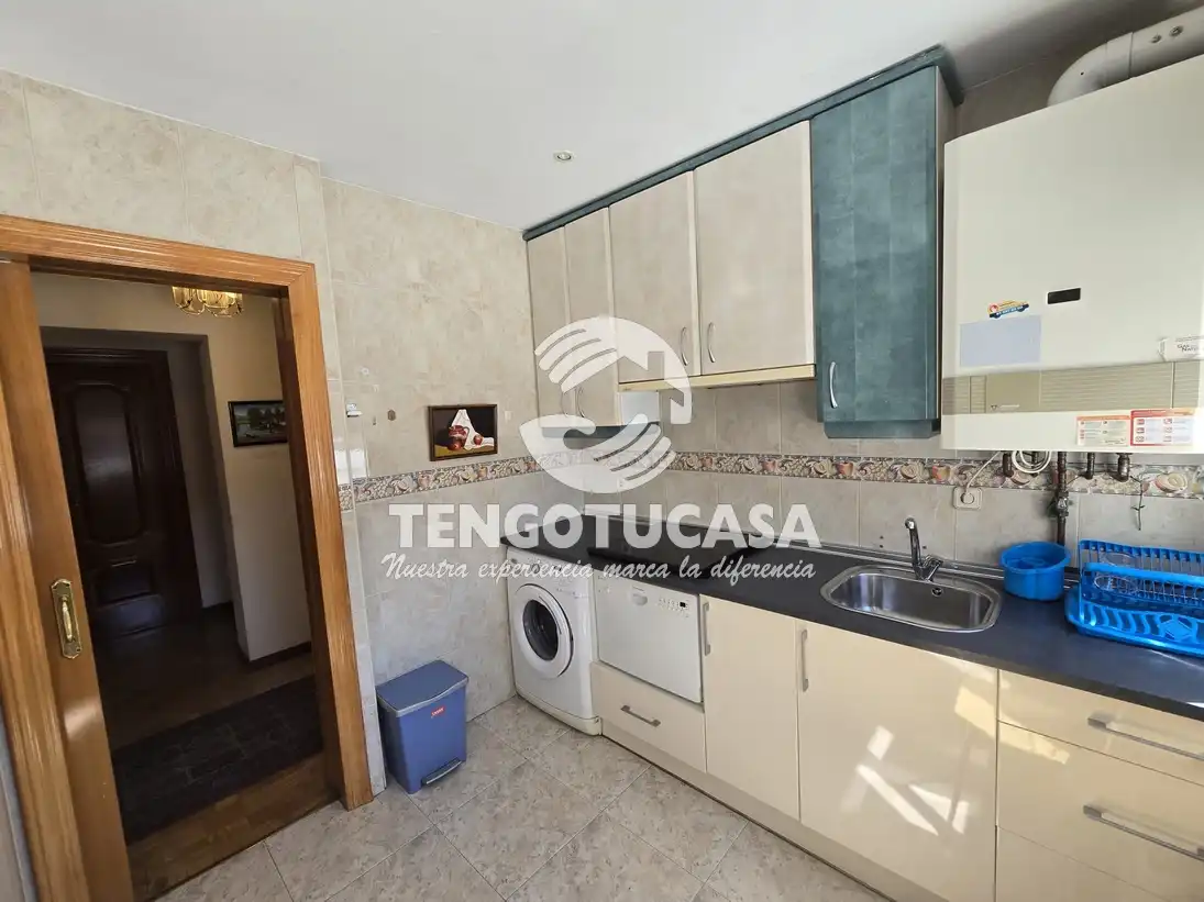 Kitchen of Flat for sale in Madrid  with Heating, Storage room and Furnished